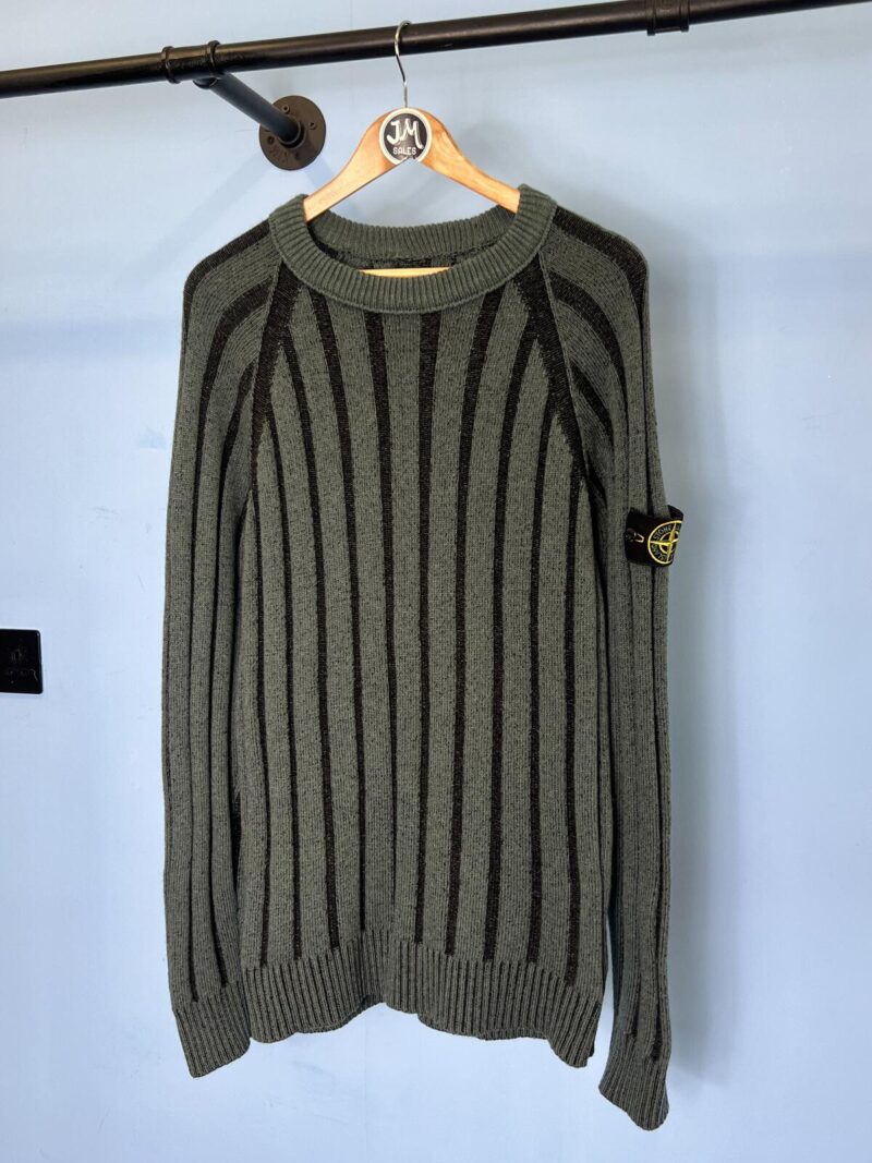 Medium / Large Green Black Striped Wool Knit Sweatshirt Jumper