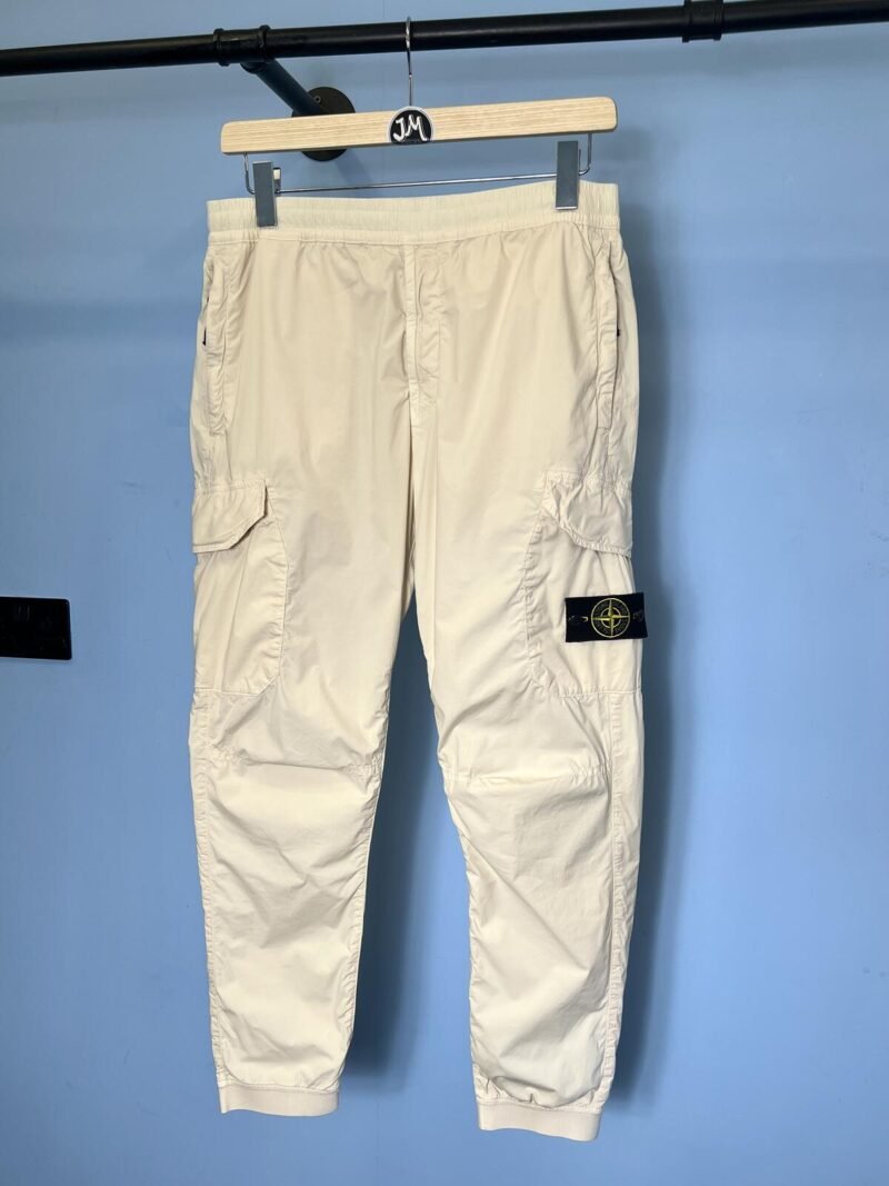 34W Stone Island Cream Lightweight Regular Fit Parachute Cargos Large