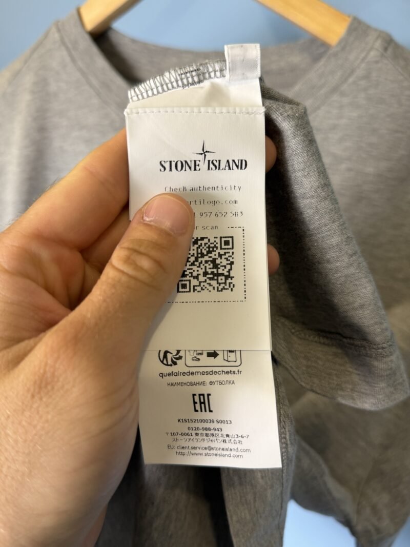 BNWT Large Stone Island Grey T-Shirt - Image 5
