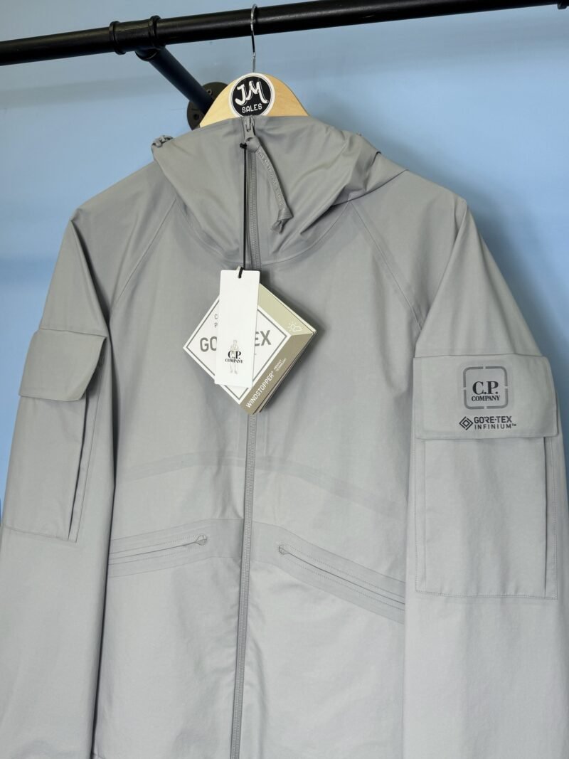 BNWT XL C.P. Company Grey Goretex Infinium Lightweight Jacket - Image 3