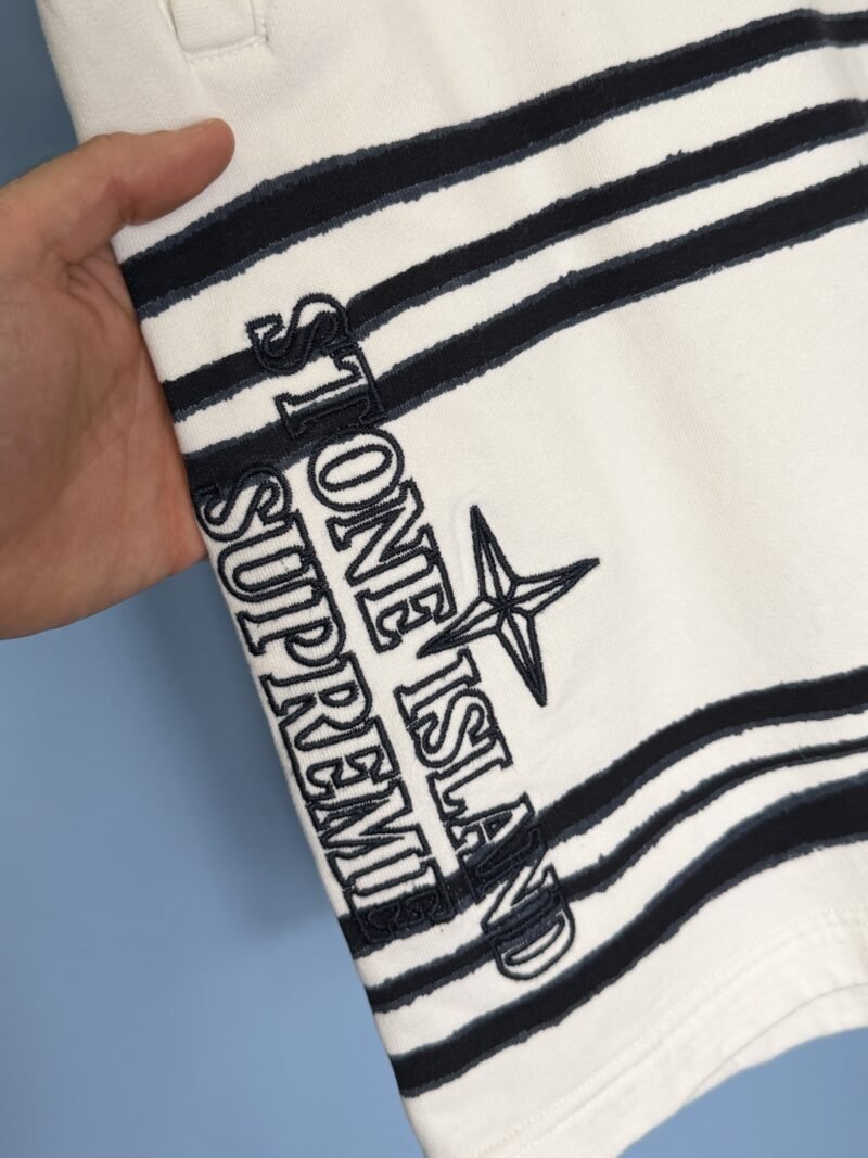 XL Stone Island x Supreme White Navy Blue Striped Spellout Shorts 36W 38W - Image 4