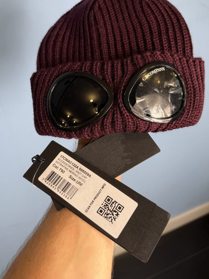 BNWT One Size C.P. Company Burgundy Merino Wool Ribbed Goggle Beanie Hat - Image 3