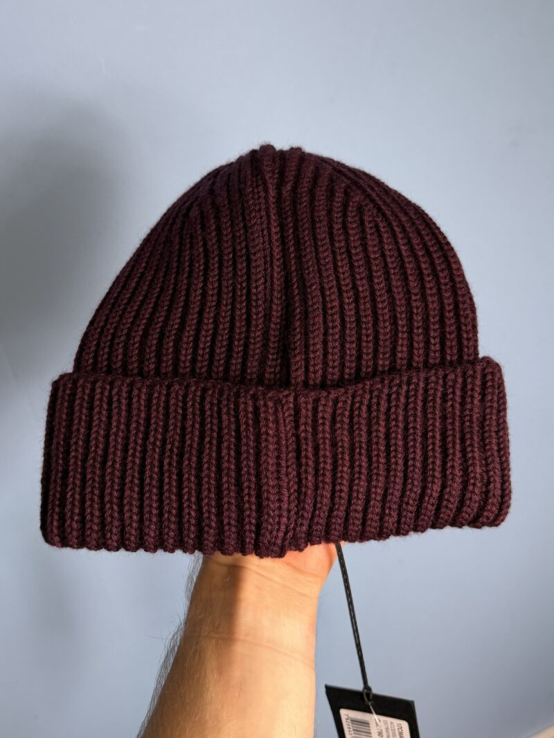 BNWT One Size C.P. Company Burgundy Merino Wool Ribbed Goggle Beanie Hat - Image 4