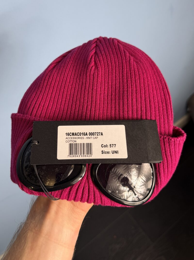 BNWT One Size C.P. Company Pink Fine Knit Goggle Beanie Hat - Image 3