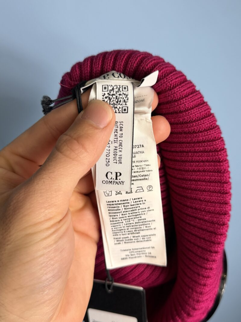BNWT One Size C.P. Company Pink Fine Knit Goggle Beanie Hat - Image 5