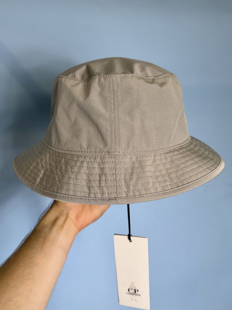 BNWT Large C.P. Company Grey Silver Chrome R Nylon Bucket Hat - Image 4