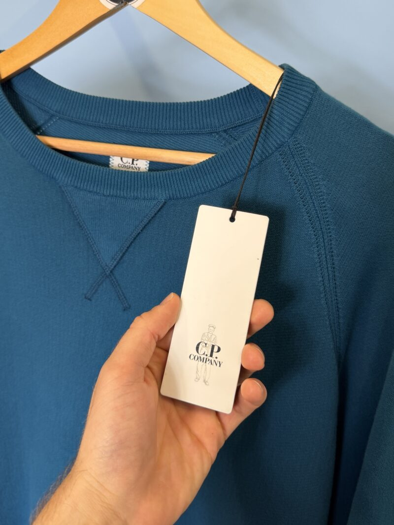 BNWT Large C.P. Company Teal Blue Embroidered Logo Knit Sweatshirt Jumper - Image 6