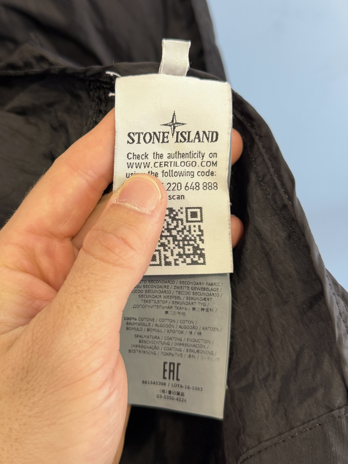 Medium Stone Island Silver Black Plated Reflective with Mussola Gommata Jacket - Image 8