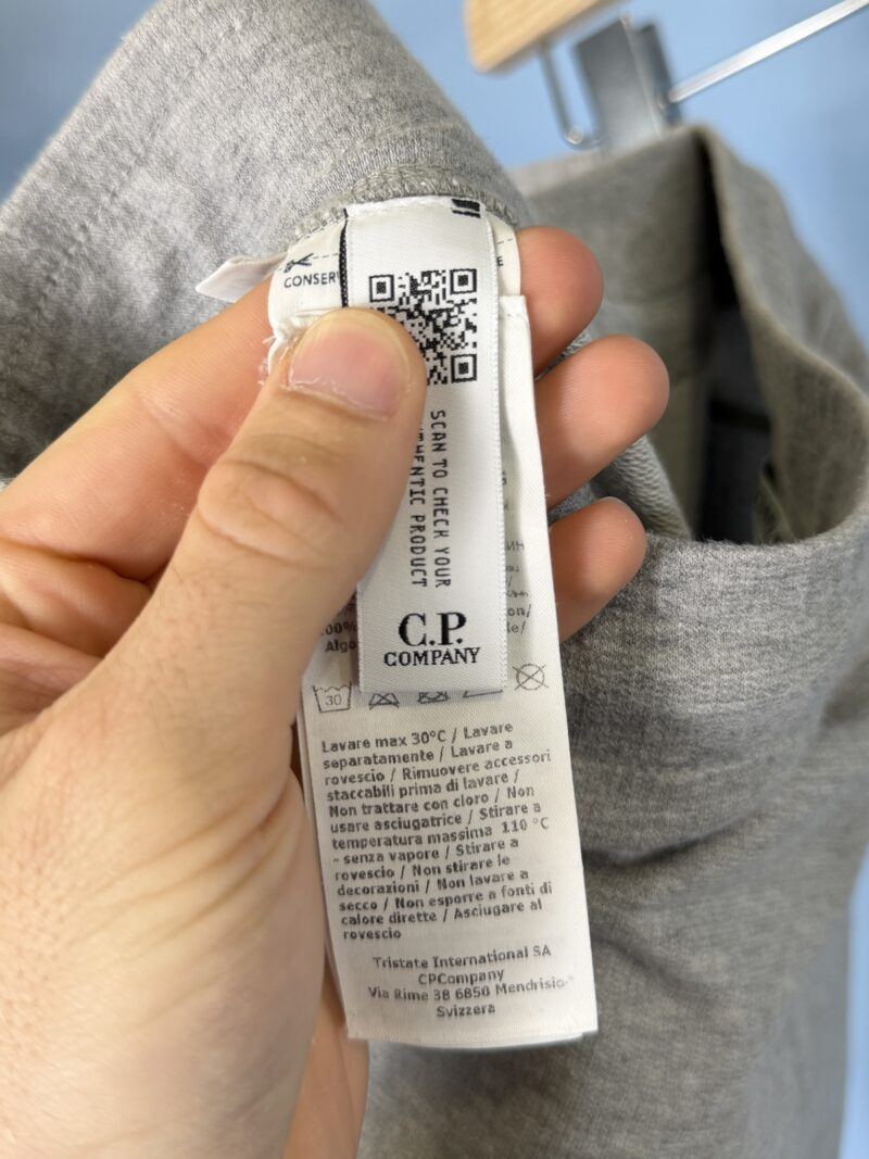 Medium C.P. Company Grey Cargo Jogger Shorts 32W 34W - Image 4