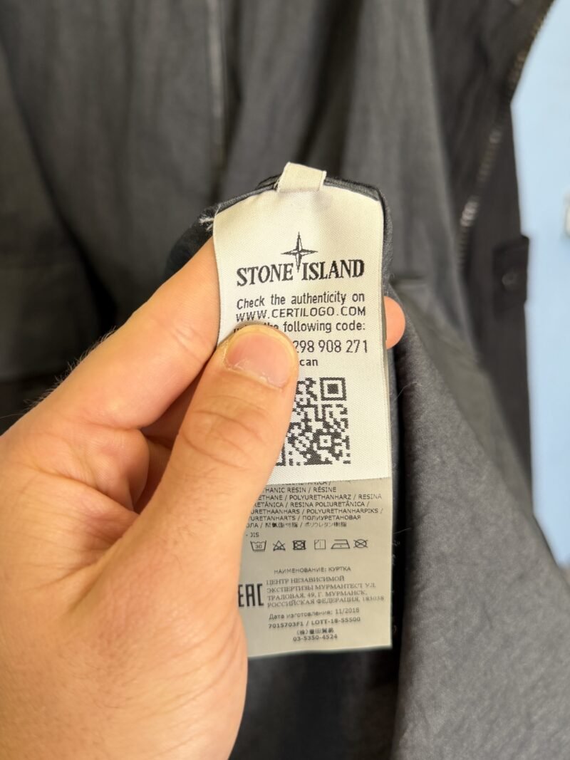 Medium Stone Island Ghost Black 50 Fili Resinata Parka Jacket - Image 5