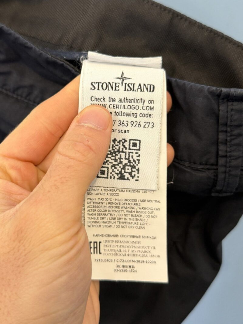 34W Stone Island Navy Blue Regular Fit Cargo Shorts - Image 5