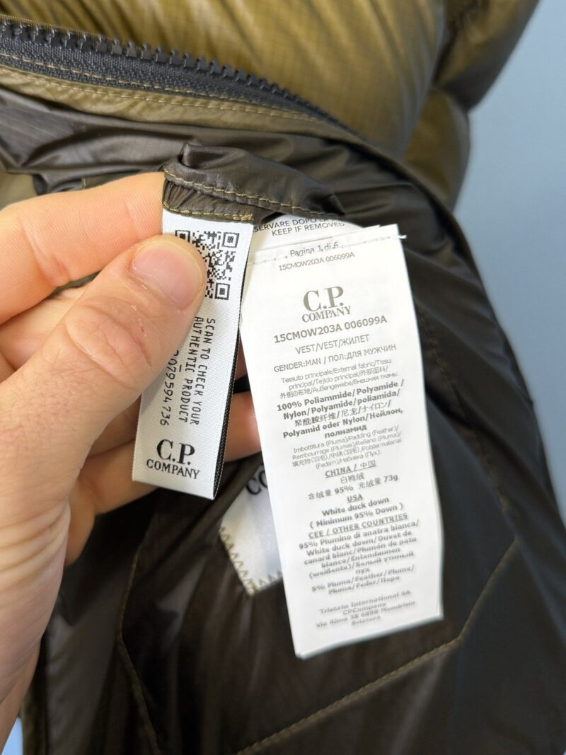 Medium C.P. Company Olive Green D.D. Shell Lens Down Gilet - Image 8
