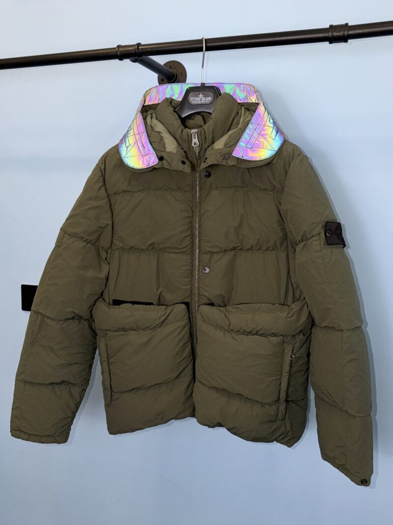 Alternative view of Medium Stone Island Shadow Project Green Scarabeo Naslan Light Down Jacket
