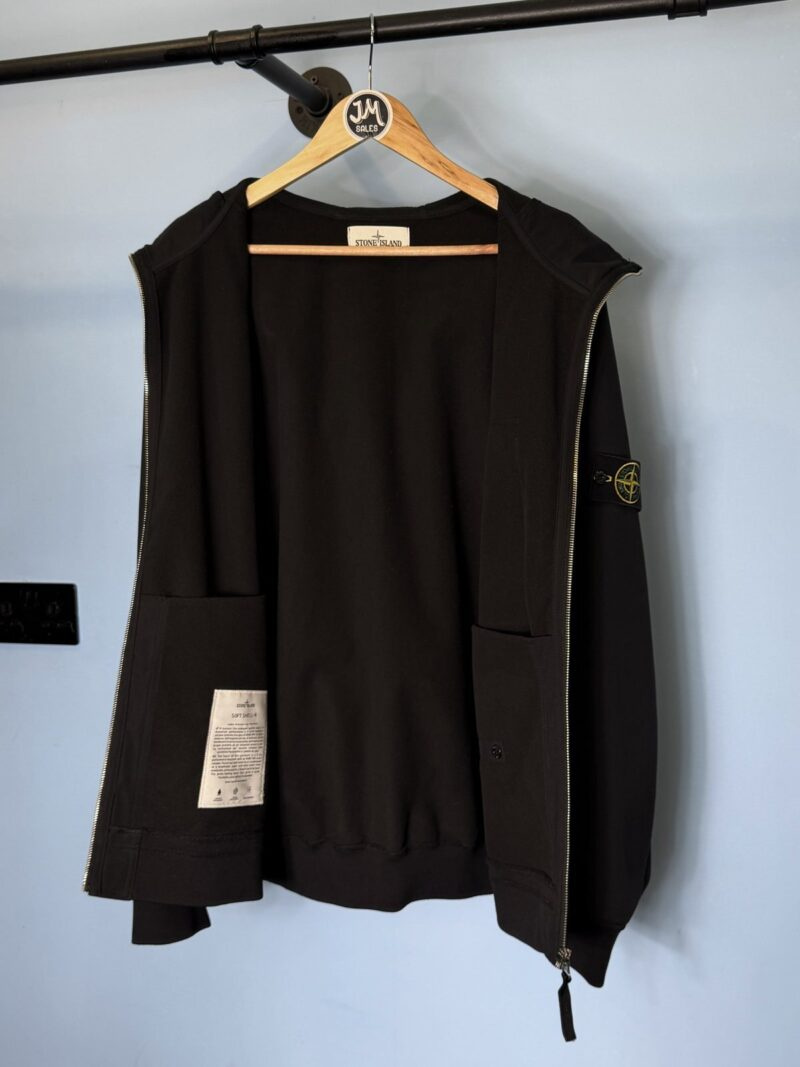 XXL Stone Island Black Fleece Lined Soft Shell-R Hooded Jacket - Image 3