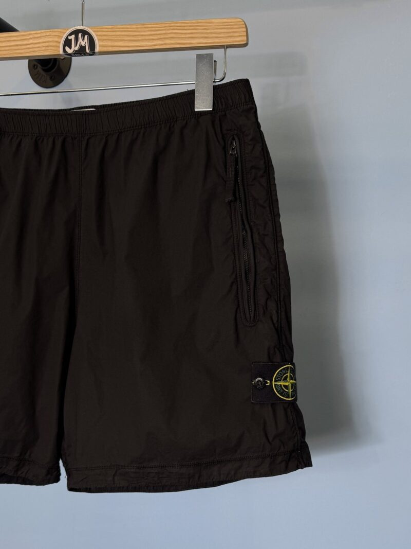32W Stone Island Black Loose Wide Fit Shorts - Image 3