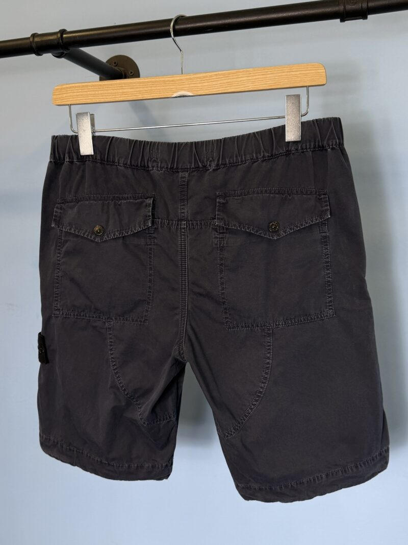32W Stone Island Blue Regular Fit Old Dye Cargo Shorts - Image 4
