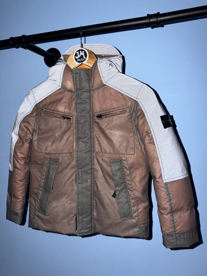RARE Age 8 Stone Island Junior Pink Orange Ice Resin-T Reflex Mat Down Jacket - Image 4
