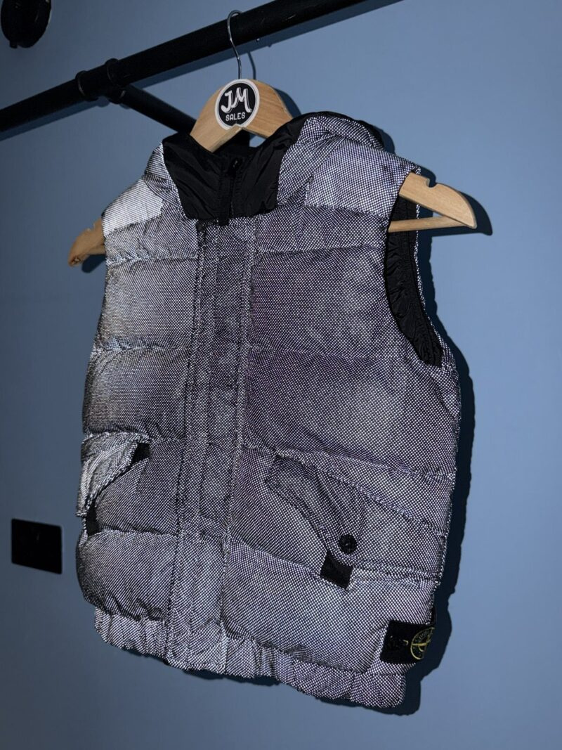 RARE Age 8 Stone Island Junior Grey Reflective Down Gilet - Image 5