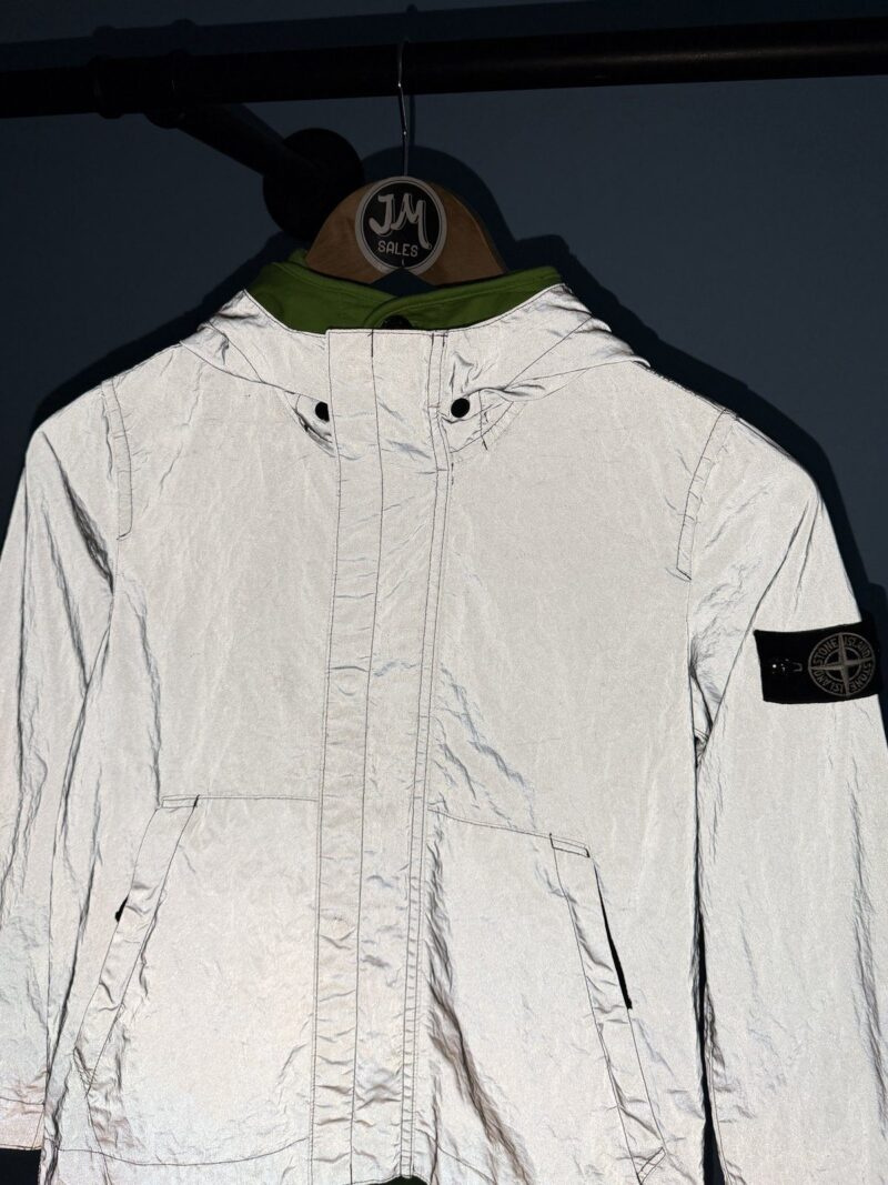 RARE Age 8 Stone Island Junior Silver Plated Reflective Jacket - Image 3