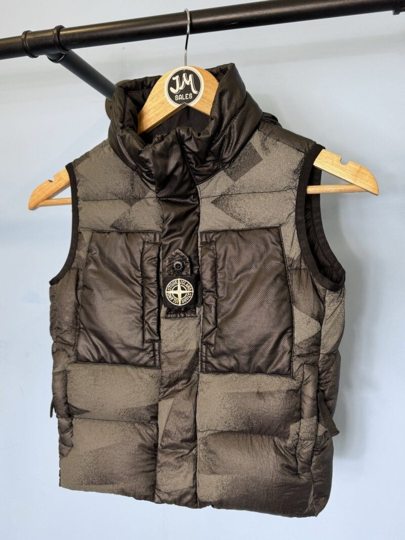 Alternative view of RARE Age 6 Stone Island Junior Grey Reflective Camo Down Gilet