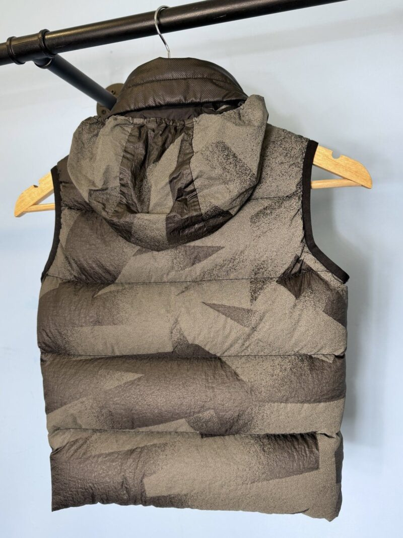 RARE Age 6 Stone Island Junior Grey Reflective Camo Down Gilet - Image 7