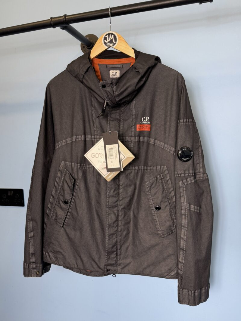 BNWT Medium C.P. Company Grey Orange Goretex Infinium Gore G Type Jacket