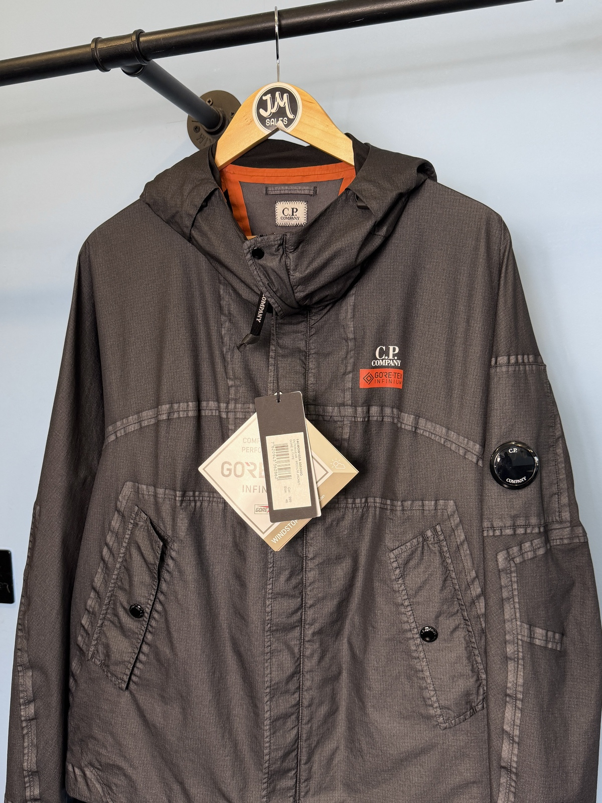 BNWT Medium C.P. Company Grey Orange Goretex Infinium Gore G Type Jacket - Image 2
